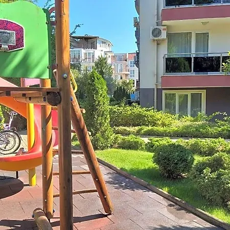 Хотел Ravda Apartments