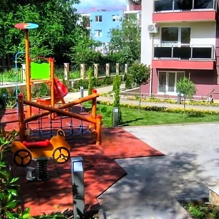 Ravda Apartments 3* Равда